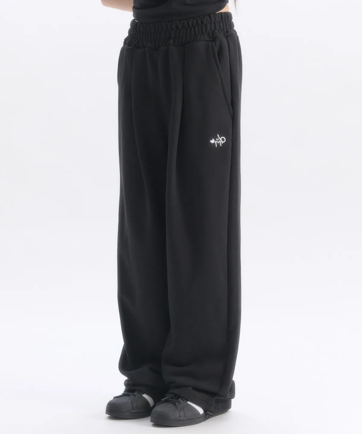 韓國 Ambler Angel And Ribbon Embroidered Pintuck 2-Way Wide Training Sweatpants【AR191】