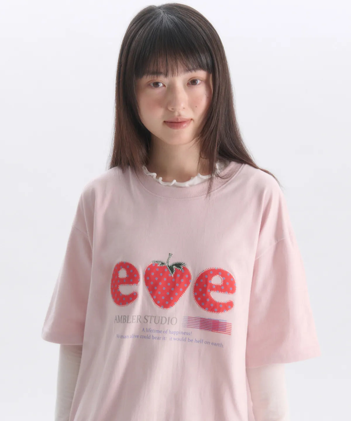 韓國 Ambler Strawberry Applique Embroidery Short Sleeve T-shirt【AR186】
