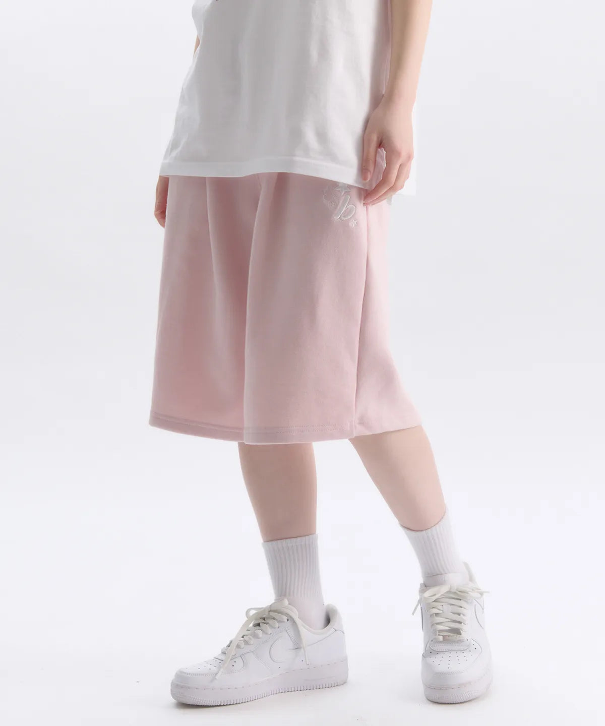 韓國 Ambler Angel Star Patch Bermuda Pants Bermuda Single-Pleat Sweat Shorts【AR189】