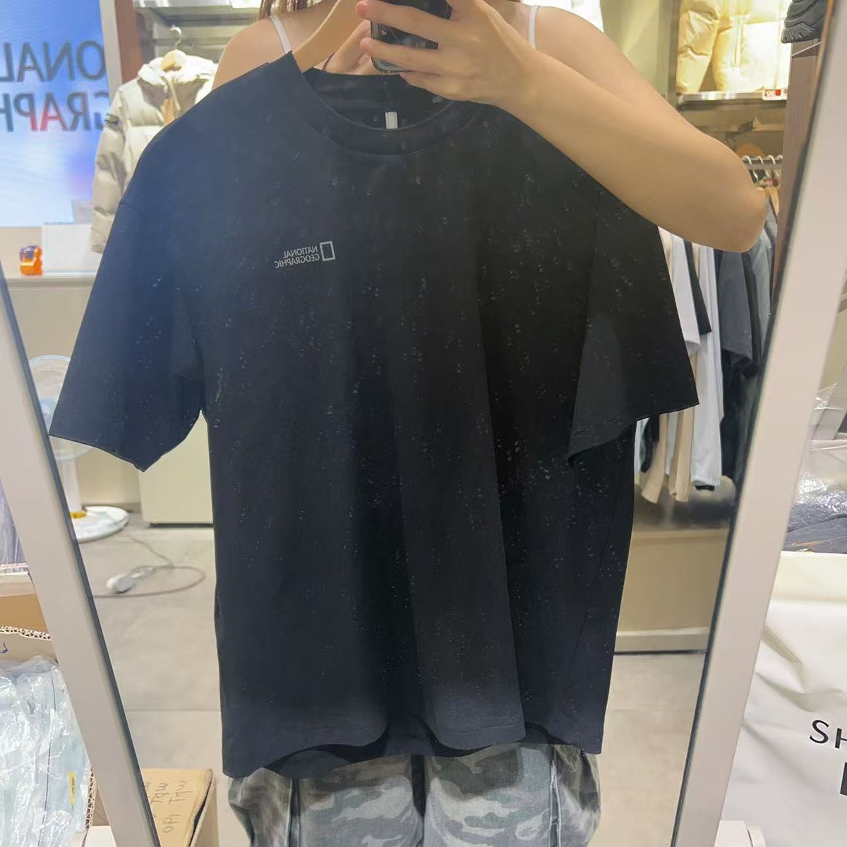 韓國 National Geographic 男女同款 Kraz Back Graphic Semi-Overfit Short Sleeve T-shirt【NG859】