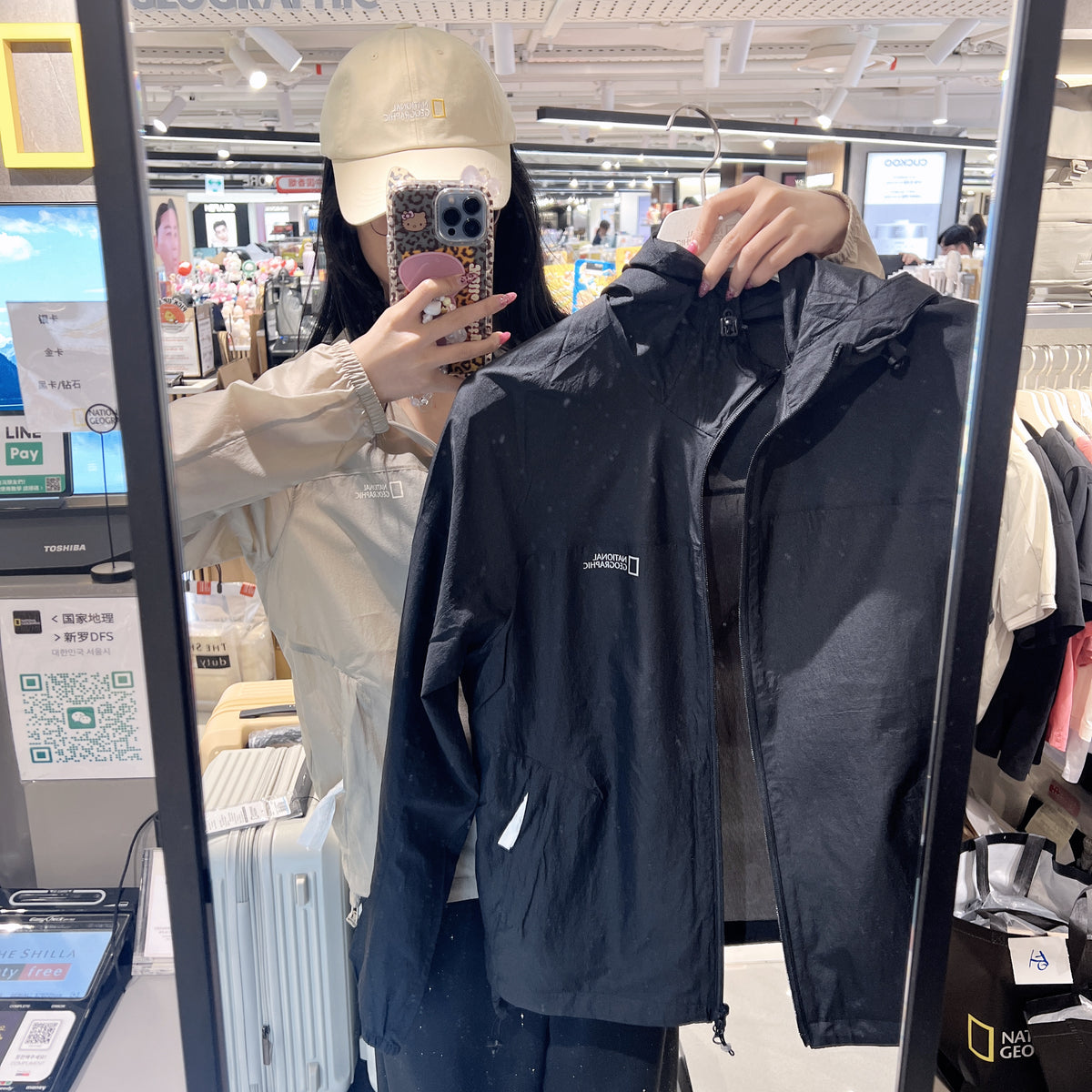 韓國 National Geographic Light Pack Hooded Full-Zip Windbreaker (防曬面料)【NG869】