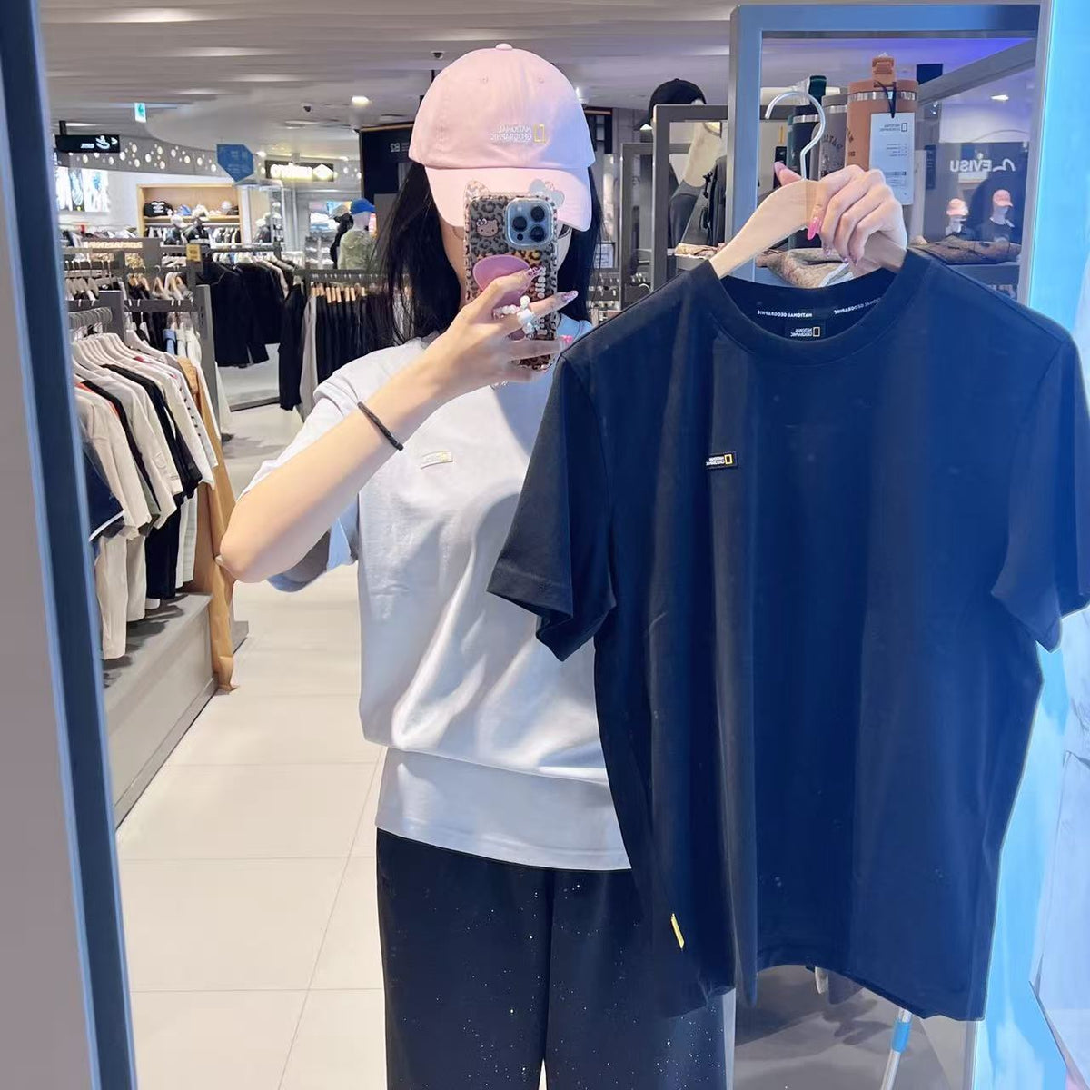 韓國 National Geographic Regen Askin Unisex LONDON Graphic Basic Fit Short Sleeve T-shirt【NG972】