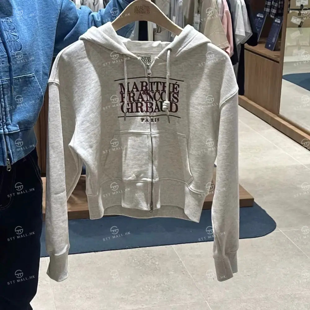 韓國 Marithe Francois Girbaud Women’s Embroidery Classic Logo Crop Hoodie Zipup【MD086】 Oatmeal / S 一般商品