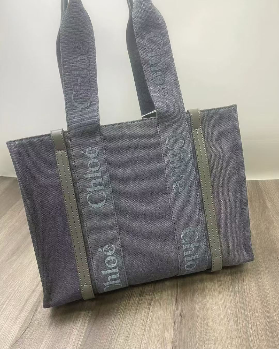 Chloe Woody Tote Bag in Dusky Blue [SM1563]