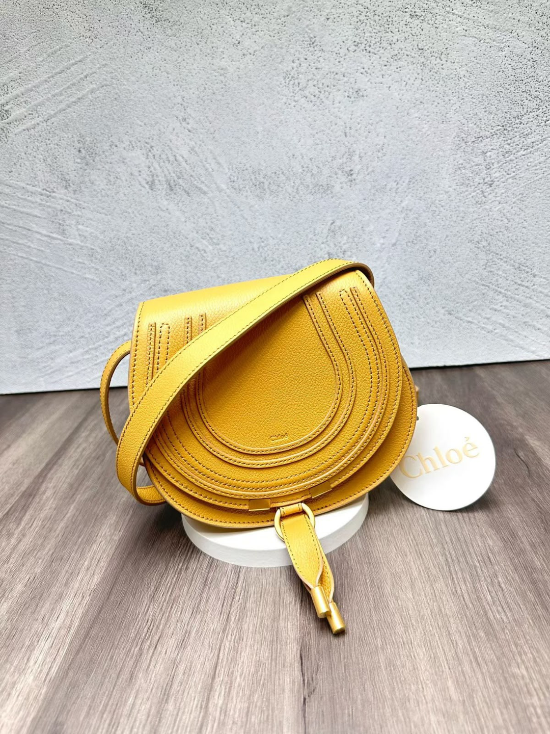 Chloe Small Marcie Saddle Crossbody Bag in Honey Gold [SM1565]